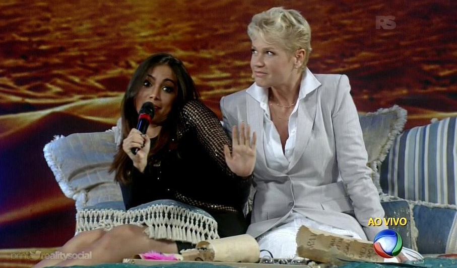 Anitta deixou Xuxa desconfortável em seu programa na Record 