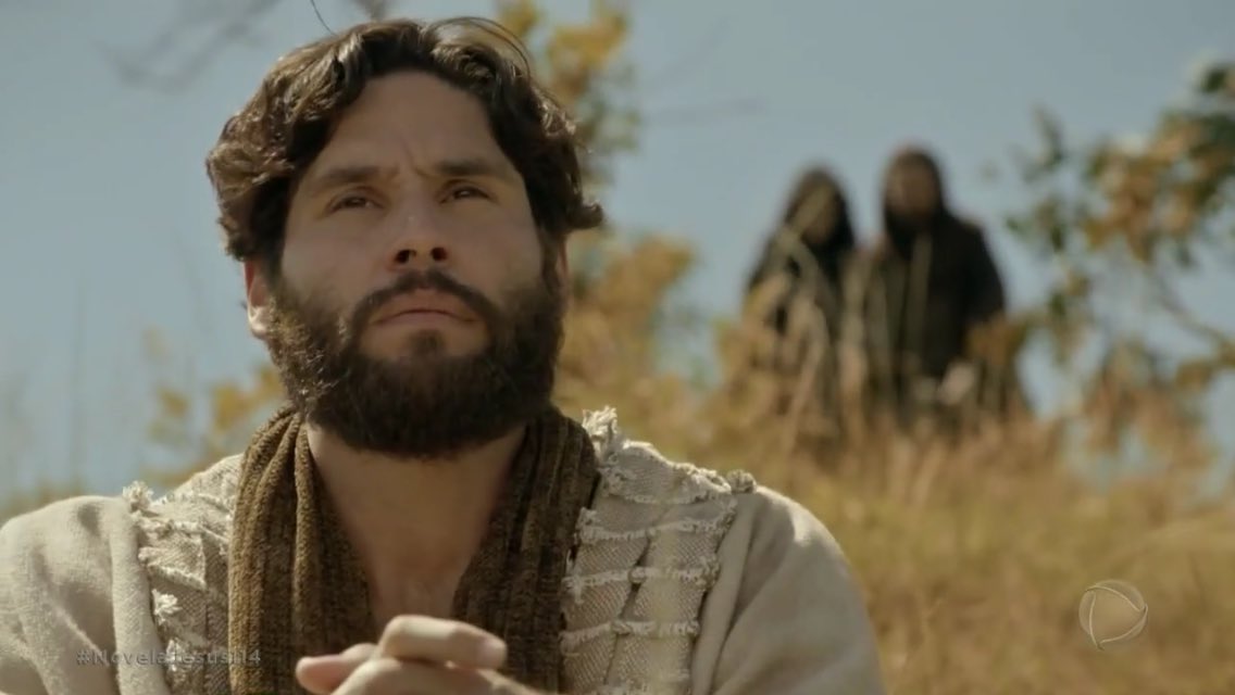 Dudu Azevedo vive o protagonista Jesus na novela bíblica de mesmo nome da Record. (Foto: Reprodução)