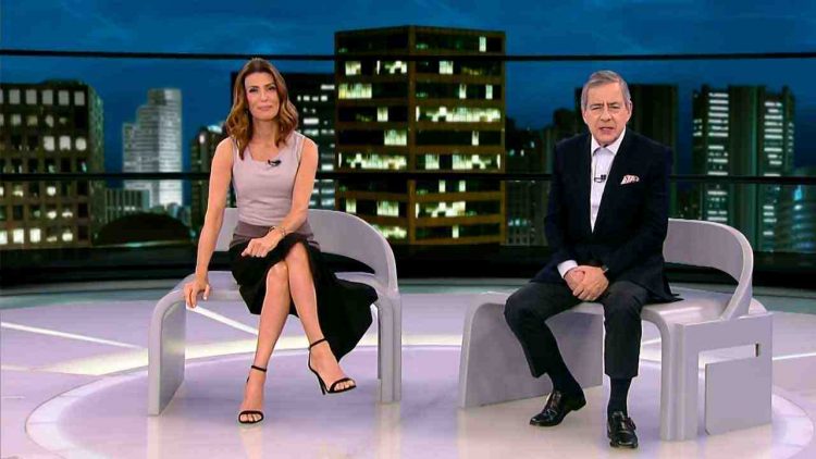 Janine Borba e Paulo Henrique Amorim (Foto: Divulgação/Record)