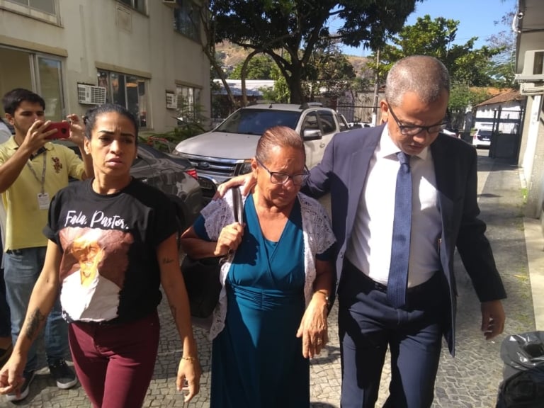 Mãe do pastor Anderson do Carmo ataca Flordelis e faz grave acusação contra a deputada federal (Foto: Reprodução)