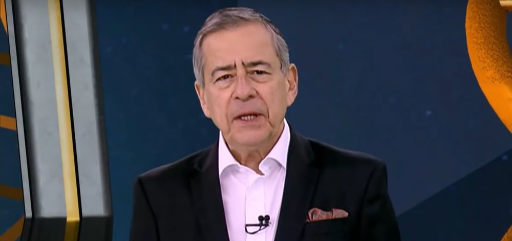 O jornalista Paulo Henrique Amorim era crítico do presidente Jair Bolsonaro (Reprodução)