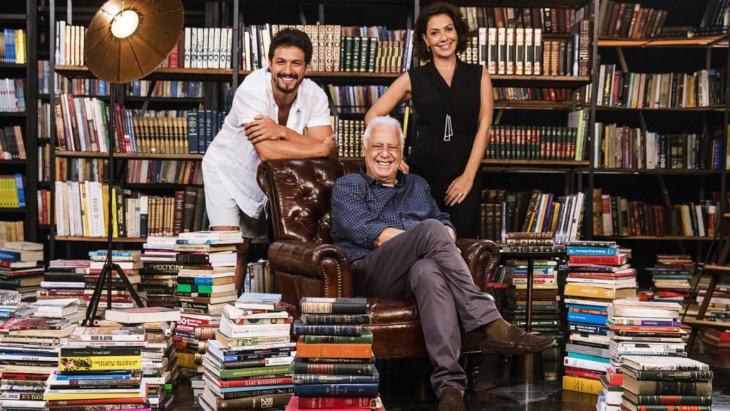 Alberto com Nana e Marcos que são apaixonados por livros e donos da editora Prado Monteiro