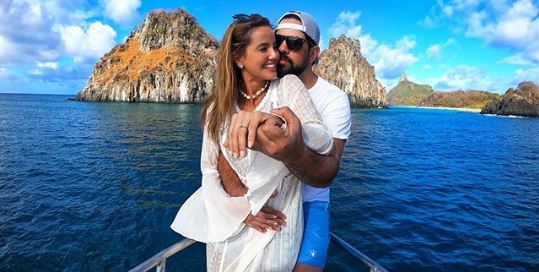 O famoso cantor sertanejo Sorocaba, da dupla Fernando e Sorocaba, anunciou hoje que a sua noiva, a modelo e Miss Biah Rodrigues está grávida de 3 semanas (Foto: Reprodução/Instagram)