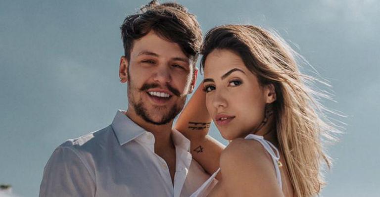 Saulo Poncio e Gabi Brandt se casaram recentemente (Imagem: Reprodução / Instagram)