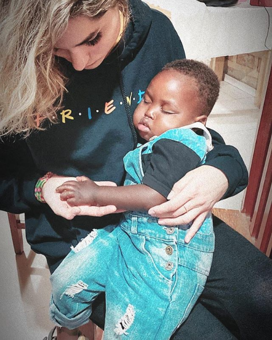Sasha na África (Foto: Reprodução/ Instagram) Xuxa